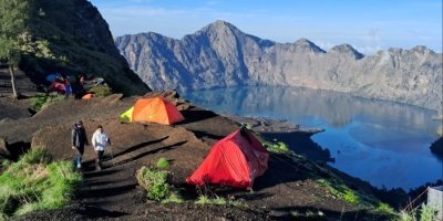 Trekking, Hiking & Riding Tours