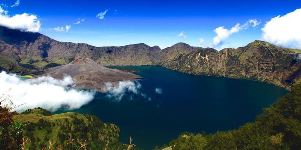 Rinjani Tour 3 Days 2 Nights Summit Complete all in one price