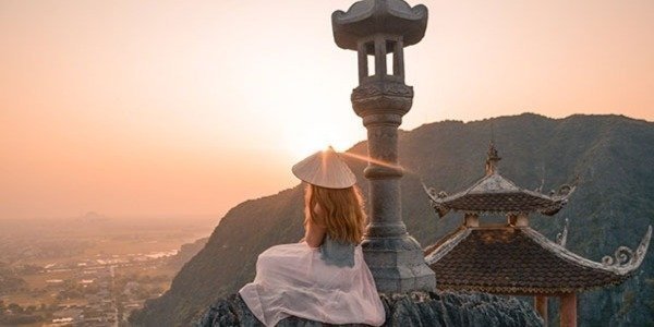 Ninh Binh 1 Day Trip -Bai Dinh Pagoda, Trang An Boating & Mua Cave