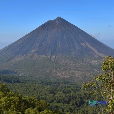 Flores Overland Tour