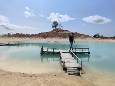 Bintan Desert & Blue Lake Bintan Private Tour
