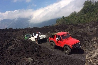 Sunrise Jeep at Mount Batur , Natural Hot spring , Coffee plantation
