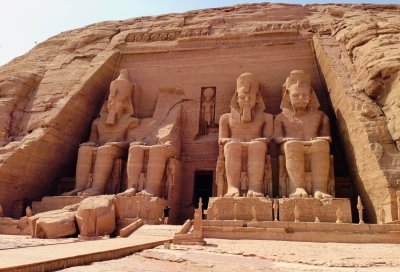 PRIVATE CAR AND TOUR GUIDE TO ABU SIMBEL TEMPLE FROM ASWAN