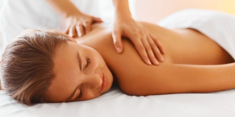 Relaxing Massage and Jacuzzi  - Private Experience Tour