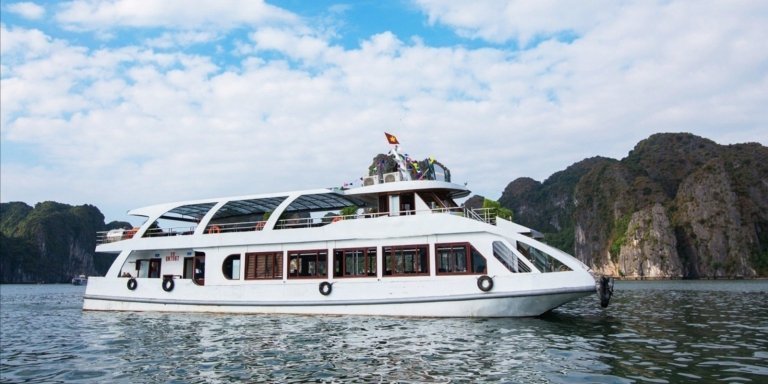 1 Day Halong Bay Tour on Alova Cruise with Transfer & Lunch