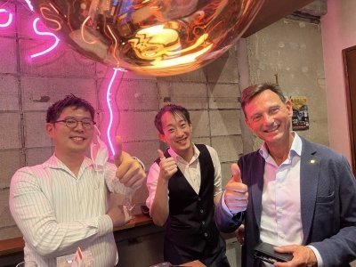 Mystery Sake Tour-Walk around Tokyo with local guide