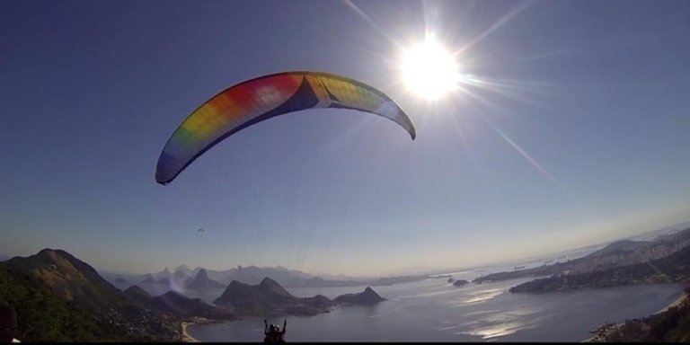 Paraglider Tandem Flight in Niteroi - Rio de Janeiro