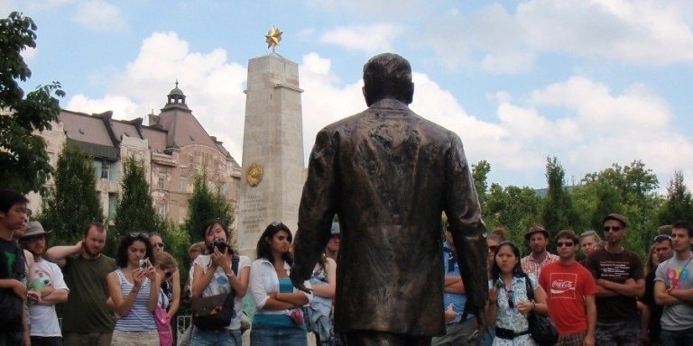 Lives of Hungarians Under Communist and Capitalist system