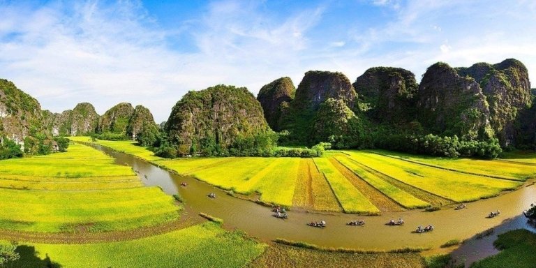 Hoa Lu - Tam Coc - Mua Cave: Ninh Binh 1 day trip from Hanoi