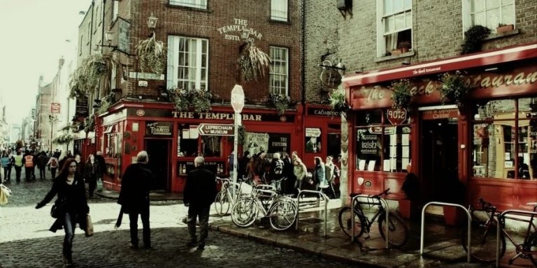 Interactive True Crime Mystery Hunt in Dublin