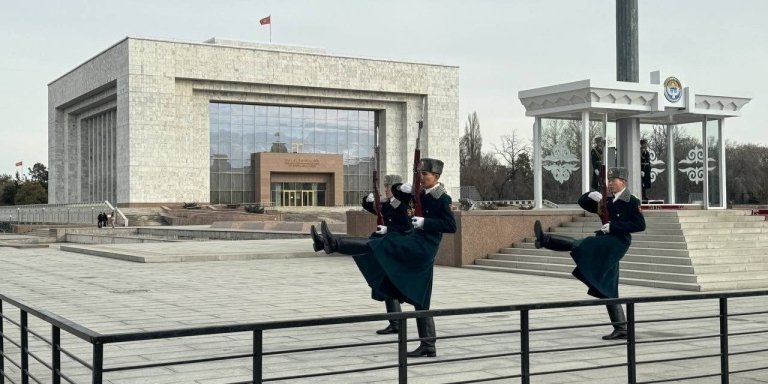 Bishkek: Private Walking Tour in the City