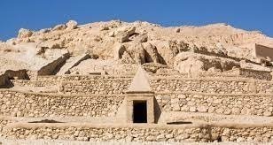 Exploring the Enchanting Habu Temple & Valley of the Workers & Queens