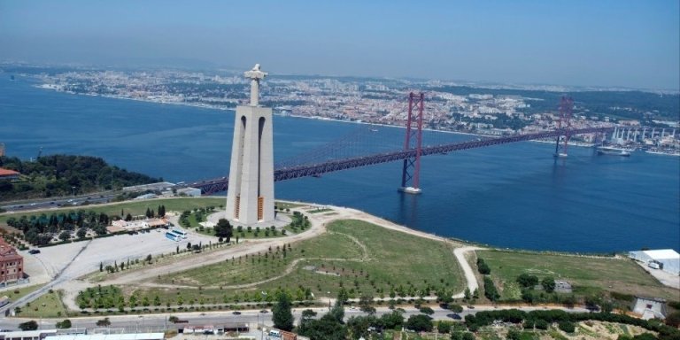 Lisbon city tour 5 hour