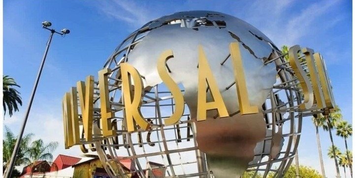 Private Full Day L.A Suburbs and Attractions from Los Angeles