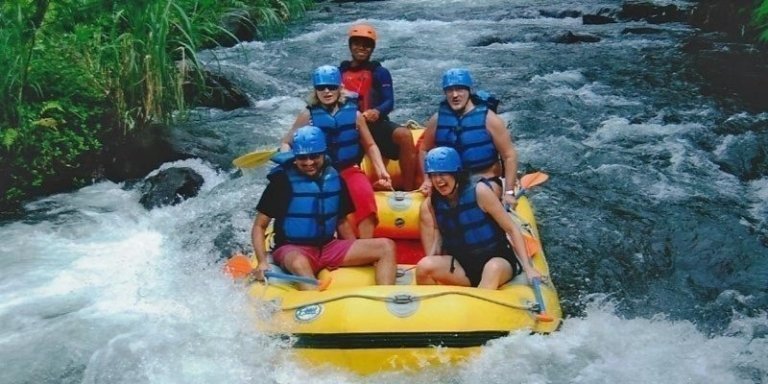 Rafting Telaga waja river