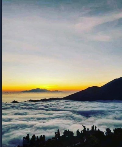 Batur camp Sunset and sunrise