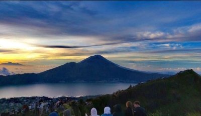 Bali volcano trekking and hot spring sharing tour