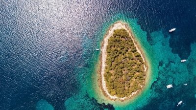 Blue lagoon & Trogir, 3 islands half day private tour