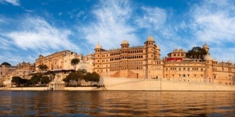 Udaipur Taxi Tour