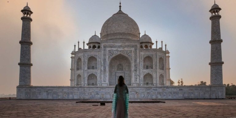 Day Trip To Taj Mahal, Agra Fort And Baby Taj From Delhi By Car