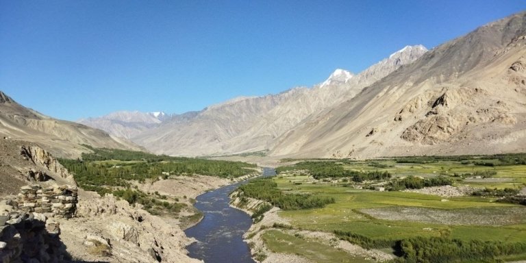 Tajikistan - Kyrgyzistan Pamir Highway tour.