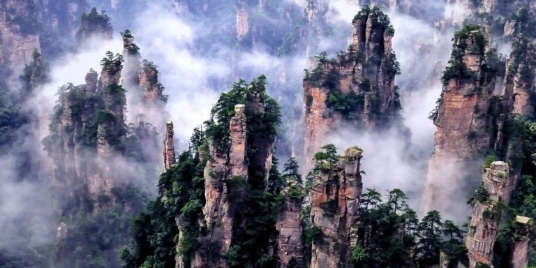 Zhangjiajie Natural Mountain Majesty