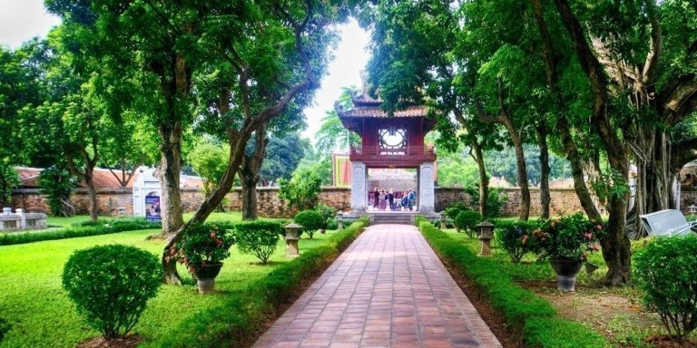 Amazing Hanoi City Walking Tour: Discover the Soul of Vietnam on Foot