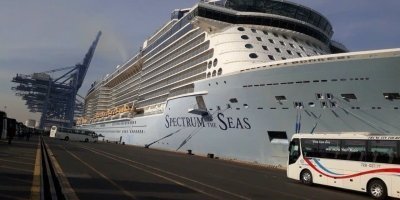 Shore Excursion Tour: Old and New Parts of Saigon from Cruise Port