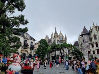 Ba Na Hills Tour with Cable Car Ride