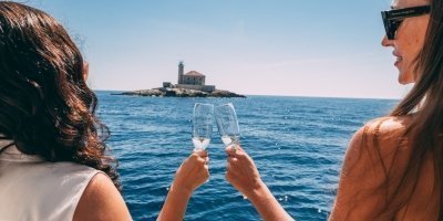 Multi-Day Tours & Cruises