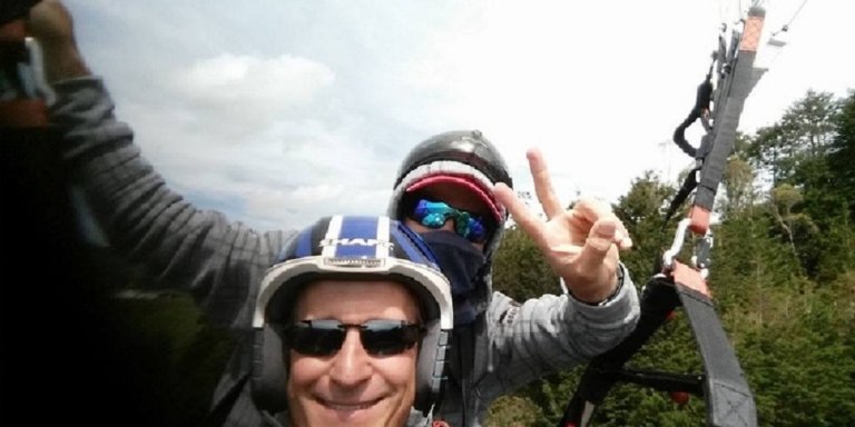 Medellin paragliding tour