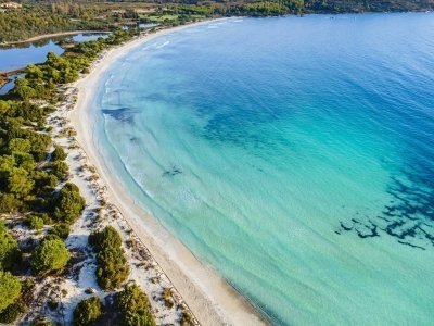 Drive around Sardinia on a new Maserati Grecale GT Modena (2024)