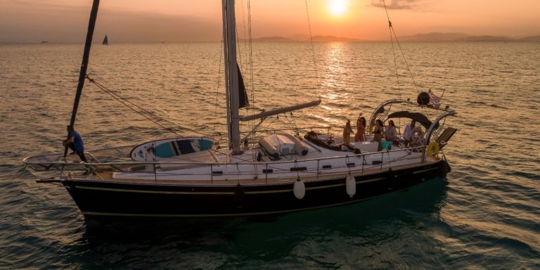 Athens Riviera: Private Luxury Sunset Sailing Cruise