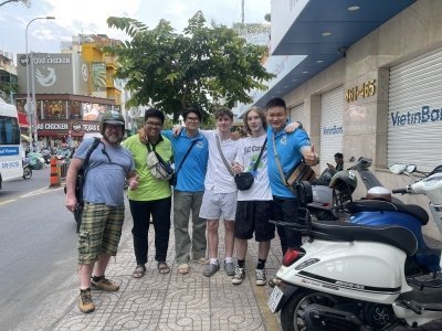 Saigon afternoon adventure and street food tour by Vespa