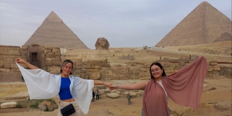 Giza Pyramids Sakkara and Memphis Private Tour