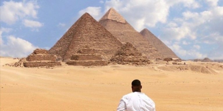 Pyramids of Giza & Sakkara and Memphis