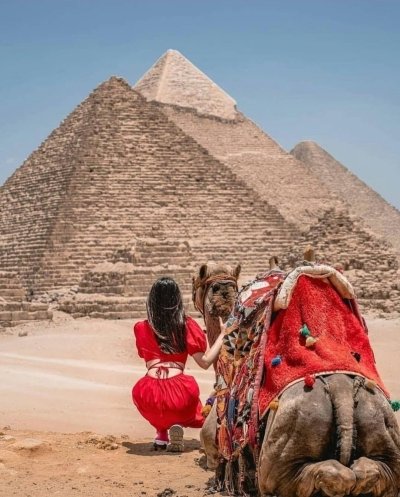 Pyramids of Giza & Sakkara and Memphis