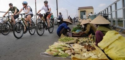 Unforgettable Hanoi Cycling Tour: Explore Hanoi Outskirt on Two Wheels