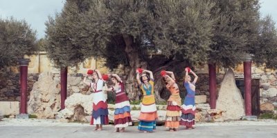 Knossos Palace and Minoan Theatrical Performance