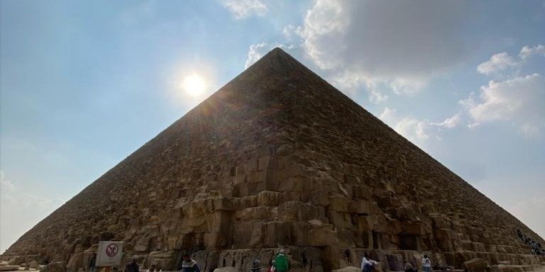 A tour day to Giza and Sakkara pyramids