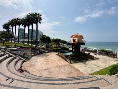 Lima Highlights Tour: Barranco, Miraflores, Surquillo and Chorrillos